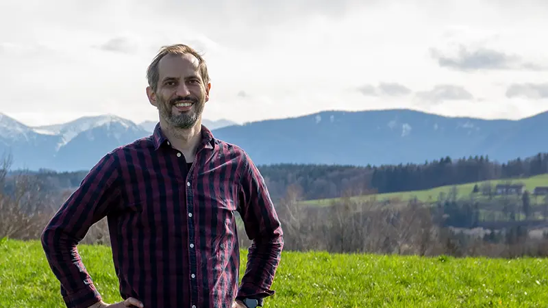 anatal Verlag - Über uns 1 Profilfoto 2024 anatal verlag 1 anatal Verlag - Profilfoto 2024 anatal verlag 1